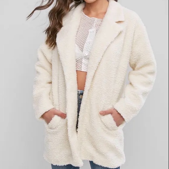 Zaful faux fur fuzzy coat - Picture 6 of 12